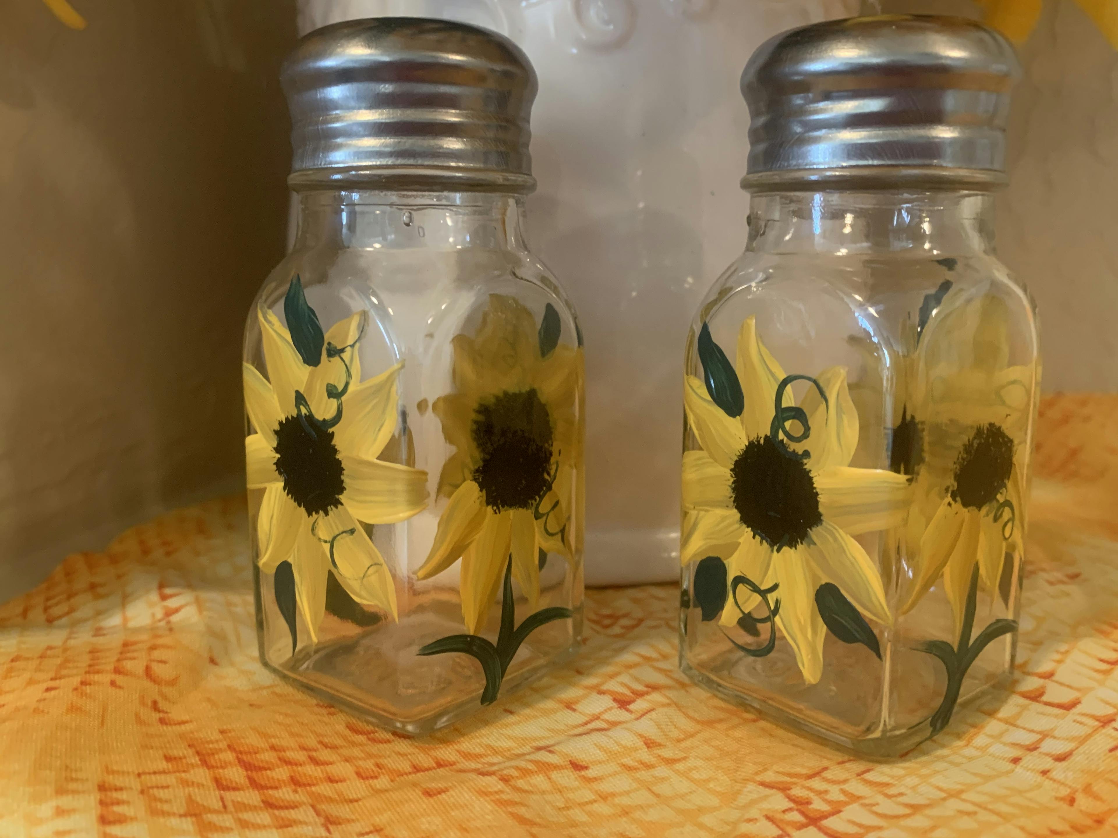 Hand Painted 2oz Salt and Pepper Shakers Sunflower