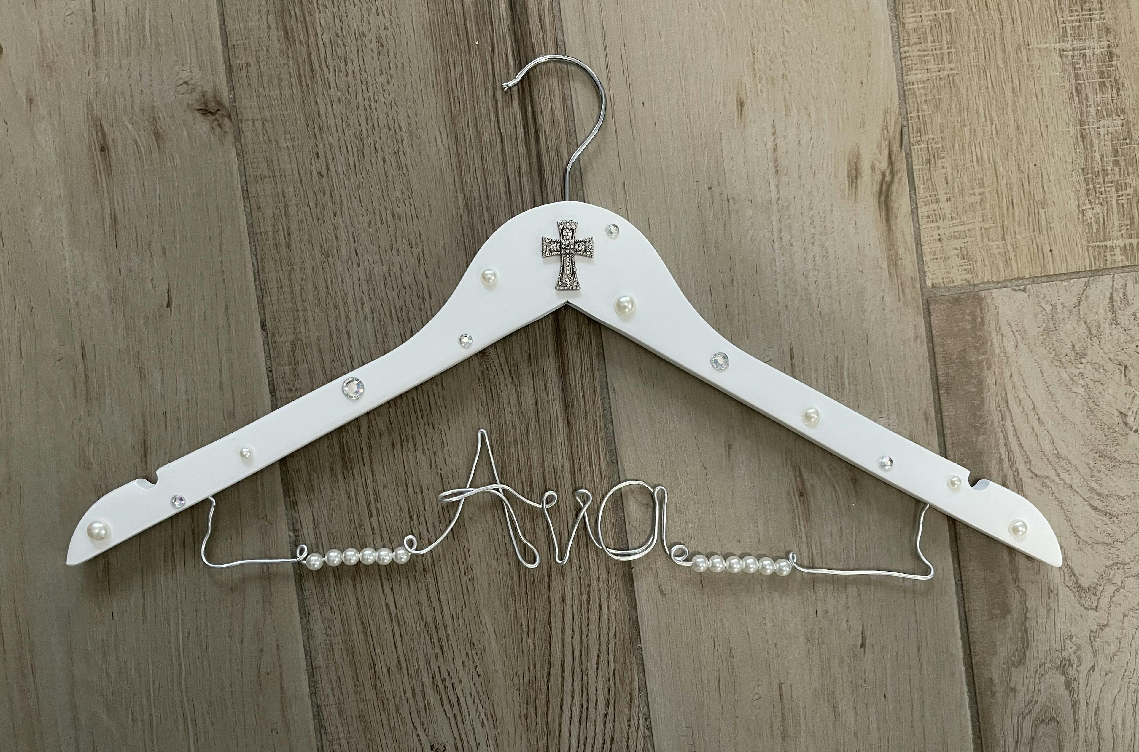 Name Wire Hanger