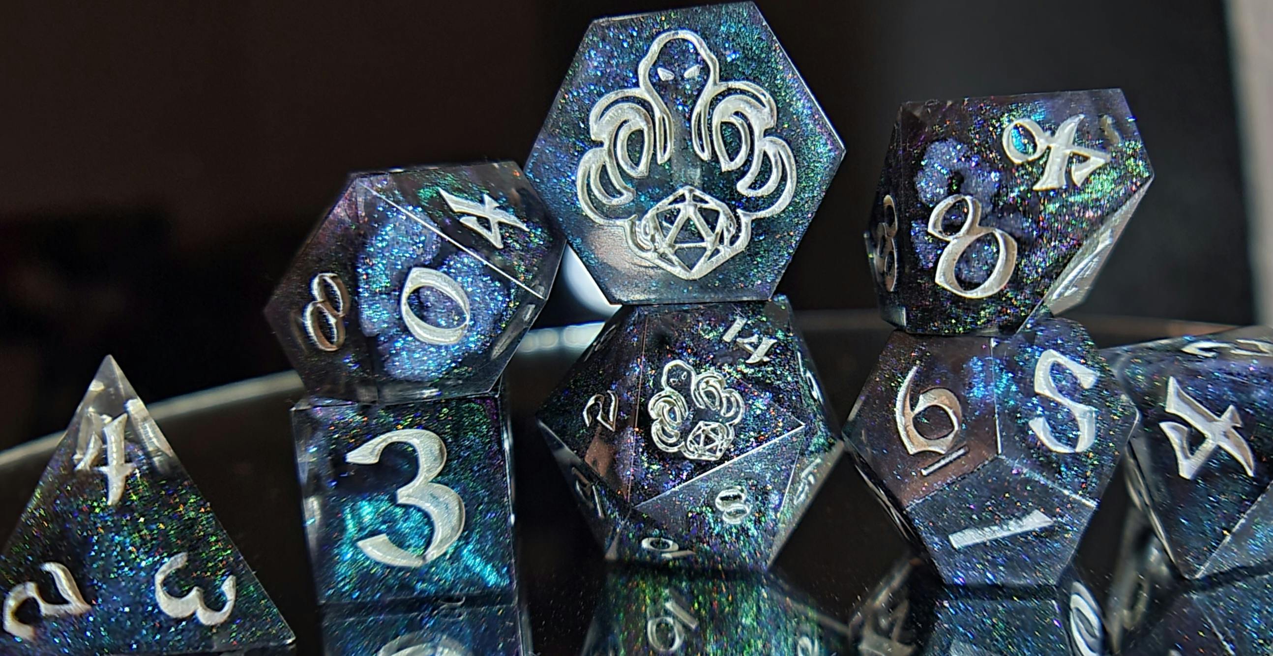 DnD Dice Set. "Drow Queen's Kiss". Polyhedral Set