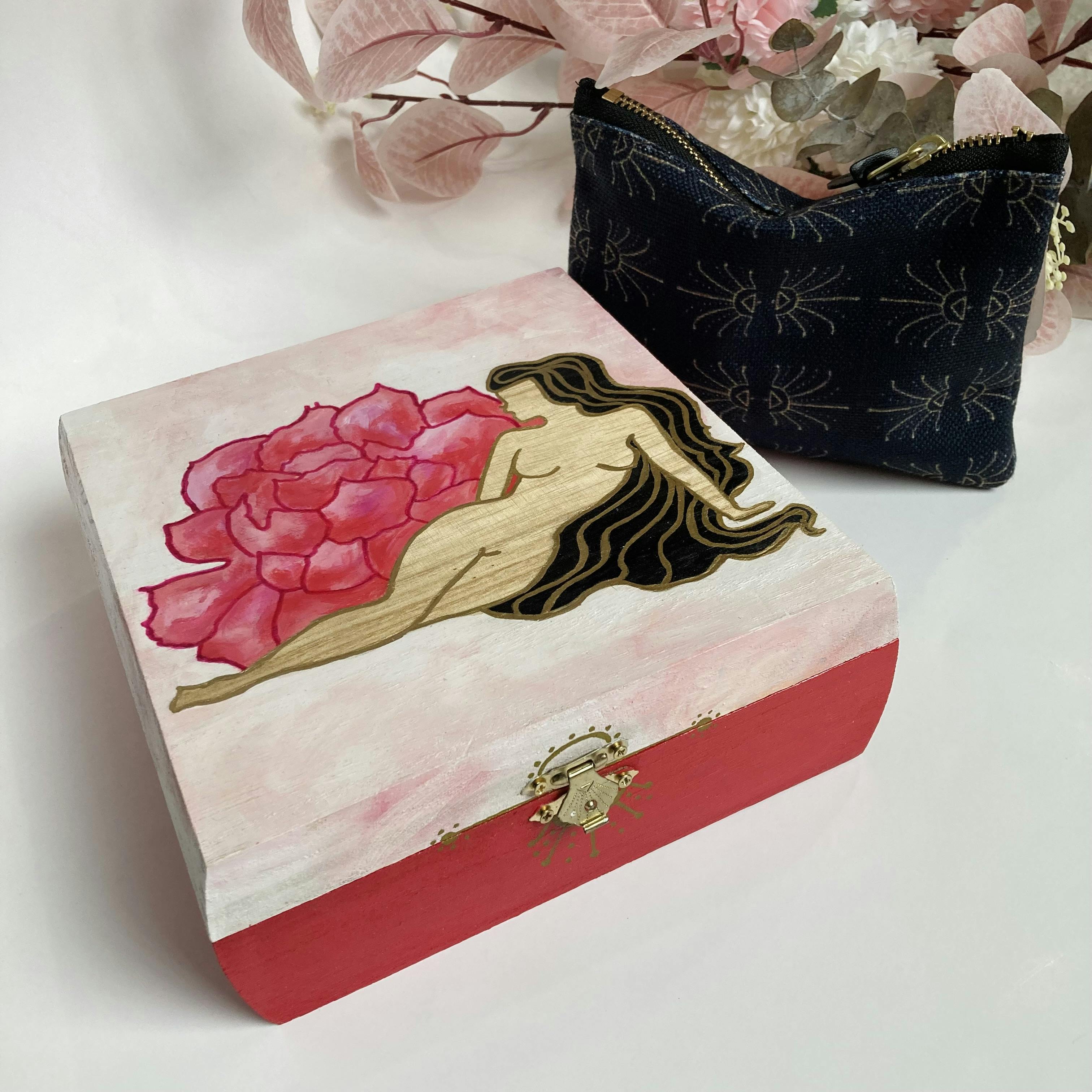 Rose Woman Jewelry Box 