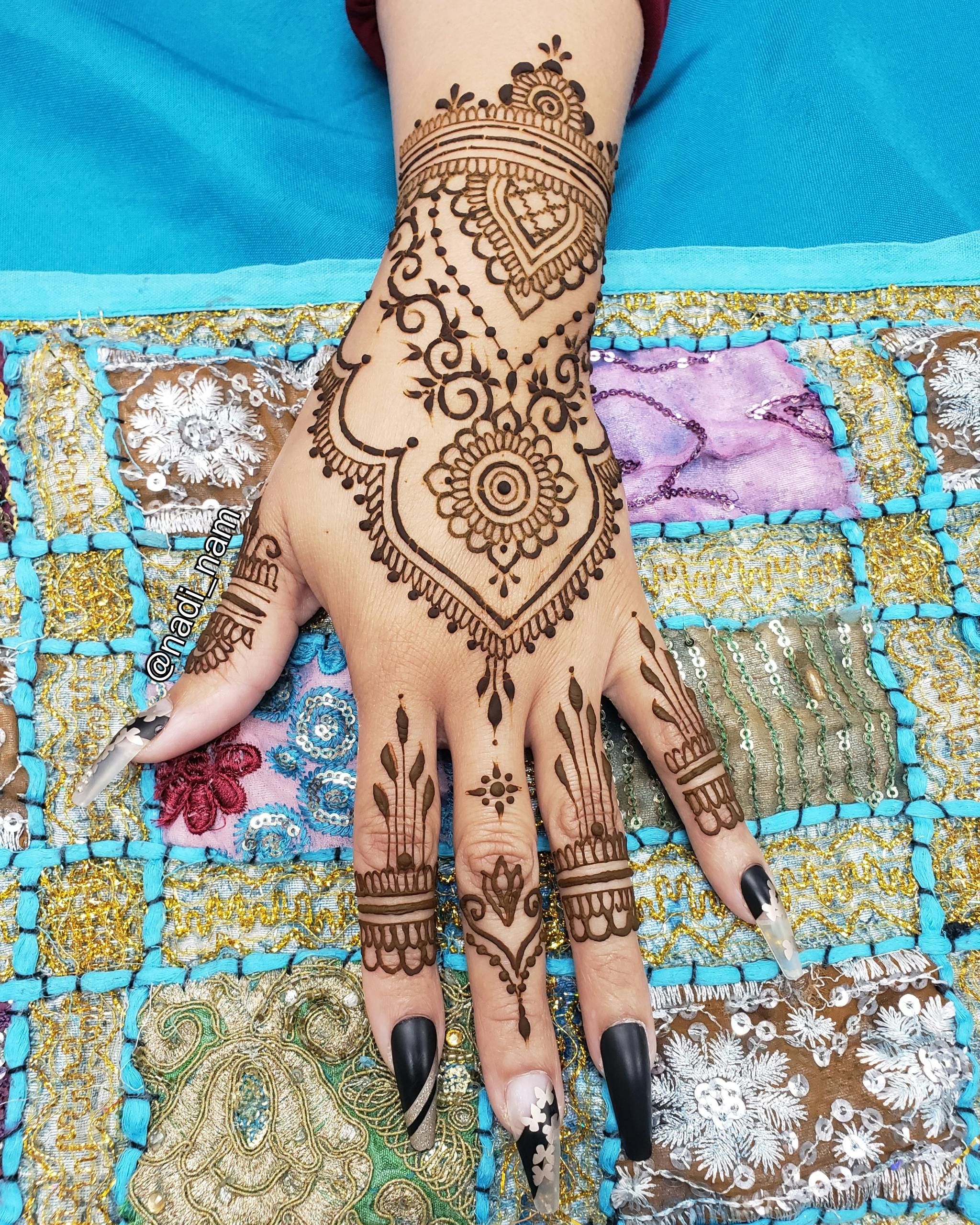 One Medium Henna Design