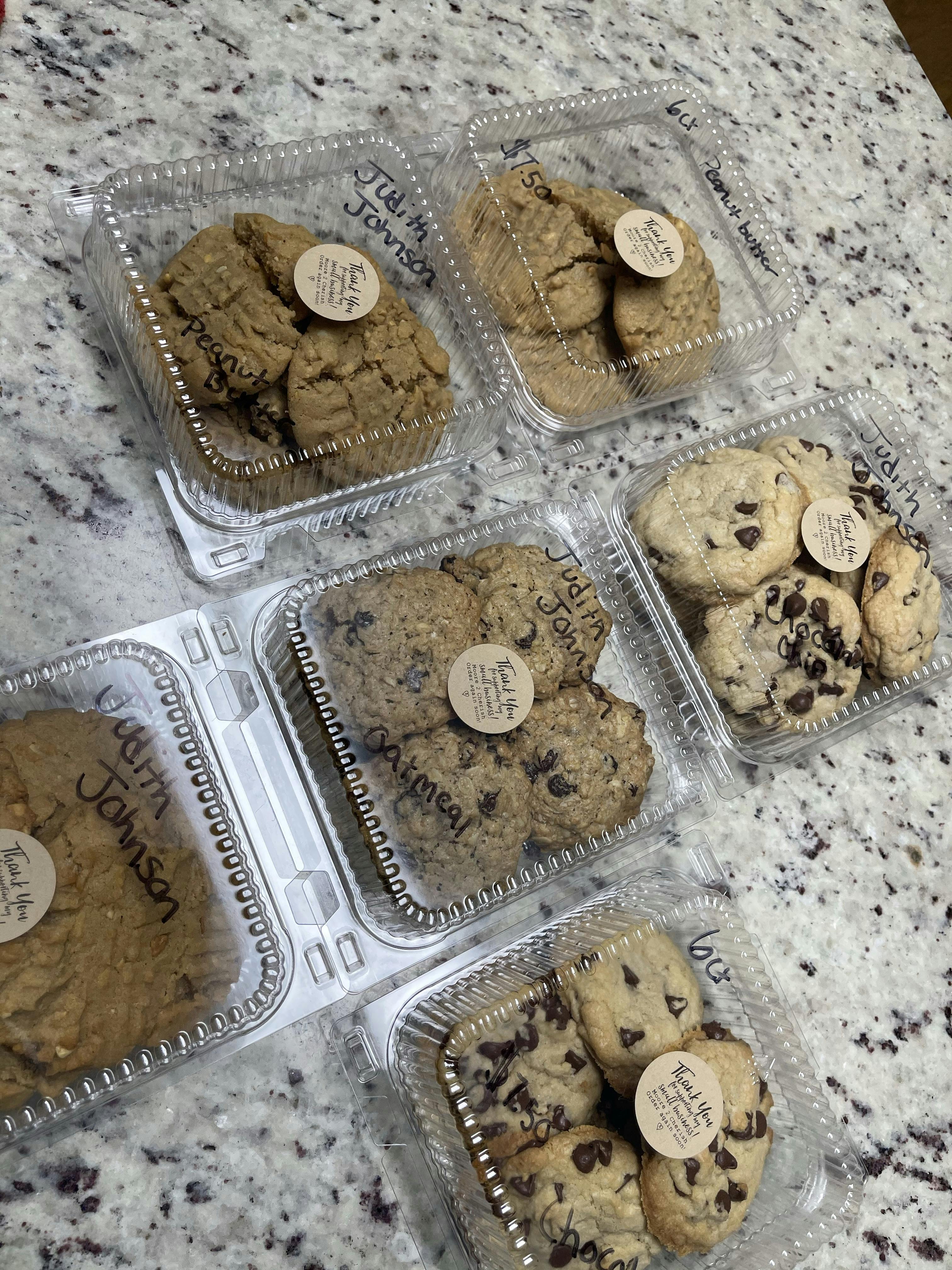 Dozen cookies