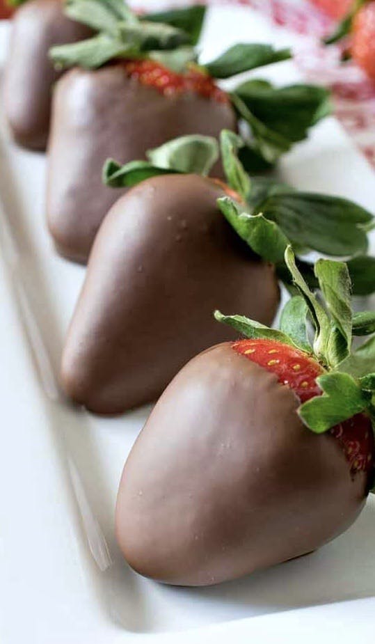 12 count Chocolate covered strawberries 