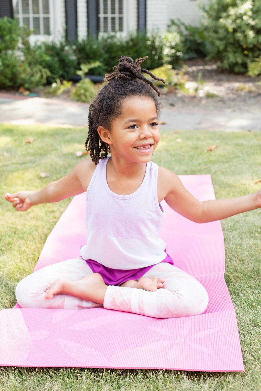 Private kids' yoga class in your home -1-2 person