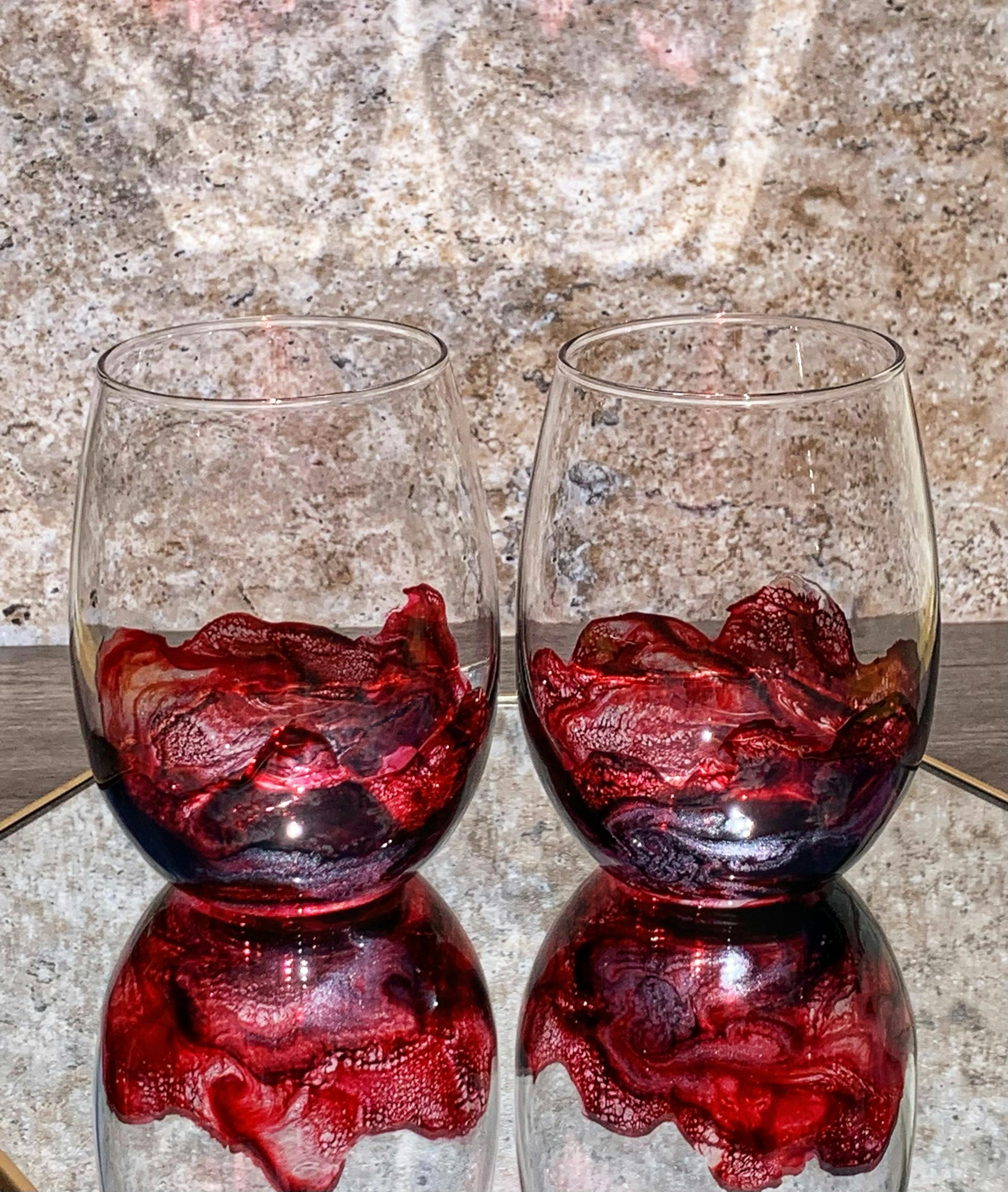 Wineglasses finished with resin in red