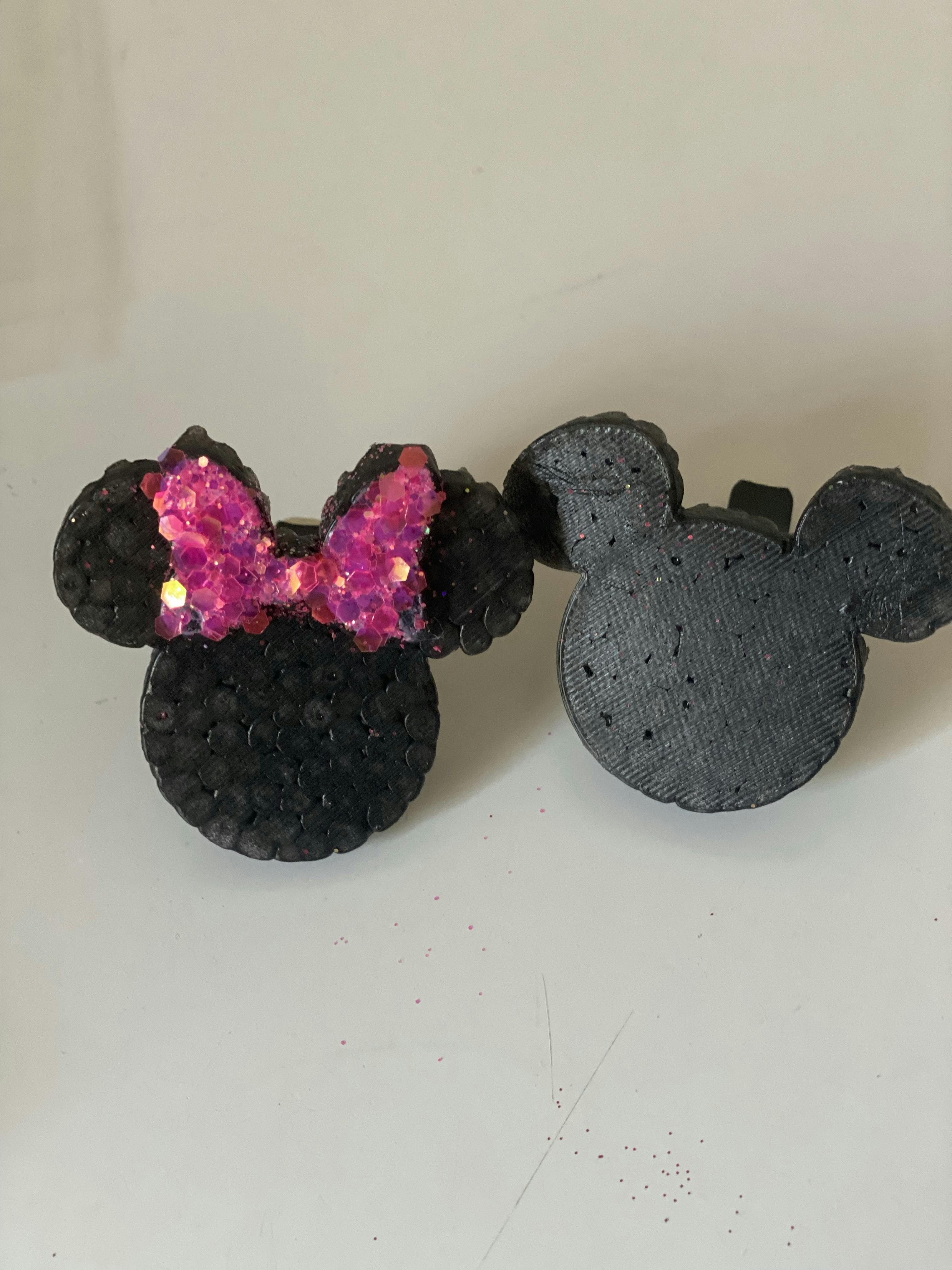 Pink Minnie and Mickey vent clips 