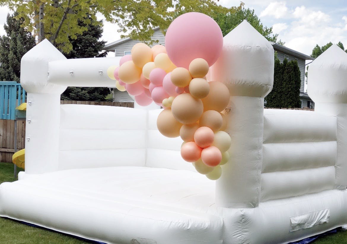 Bounce House Rental + Balloons Package
