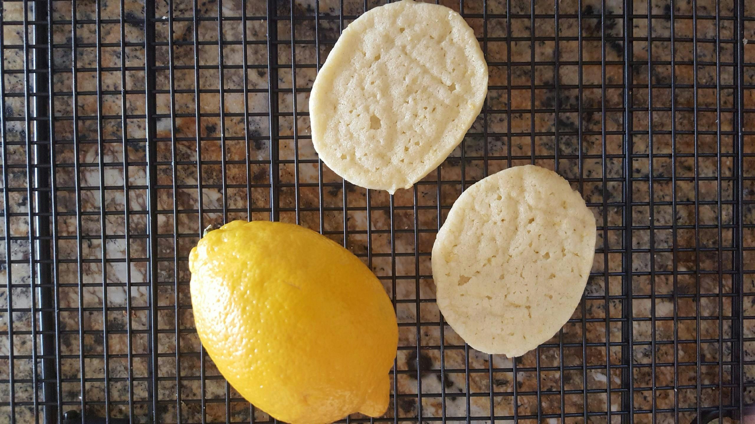 Lemon thin cookies