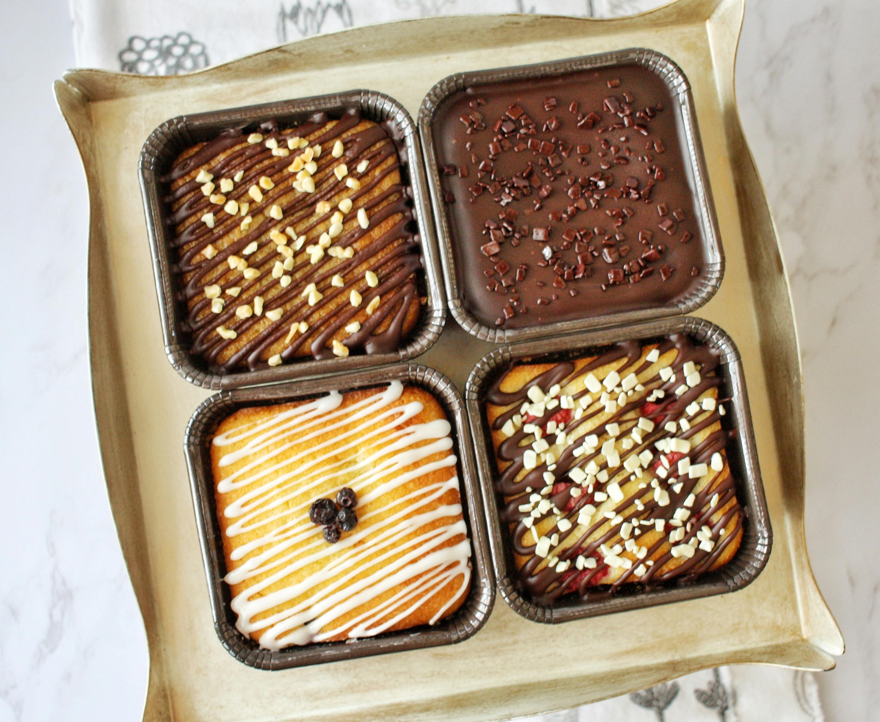 Signature Box  of 4 personal size cakes